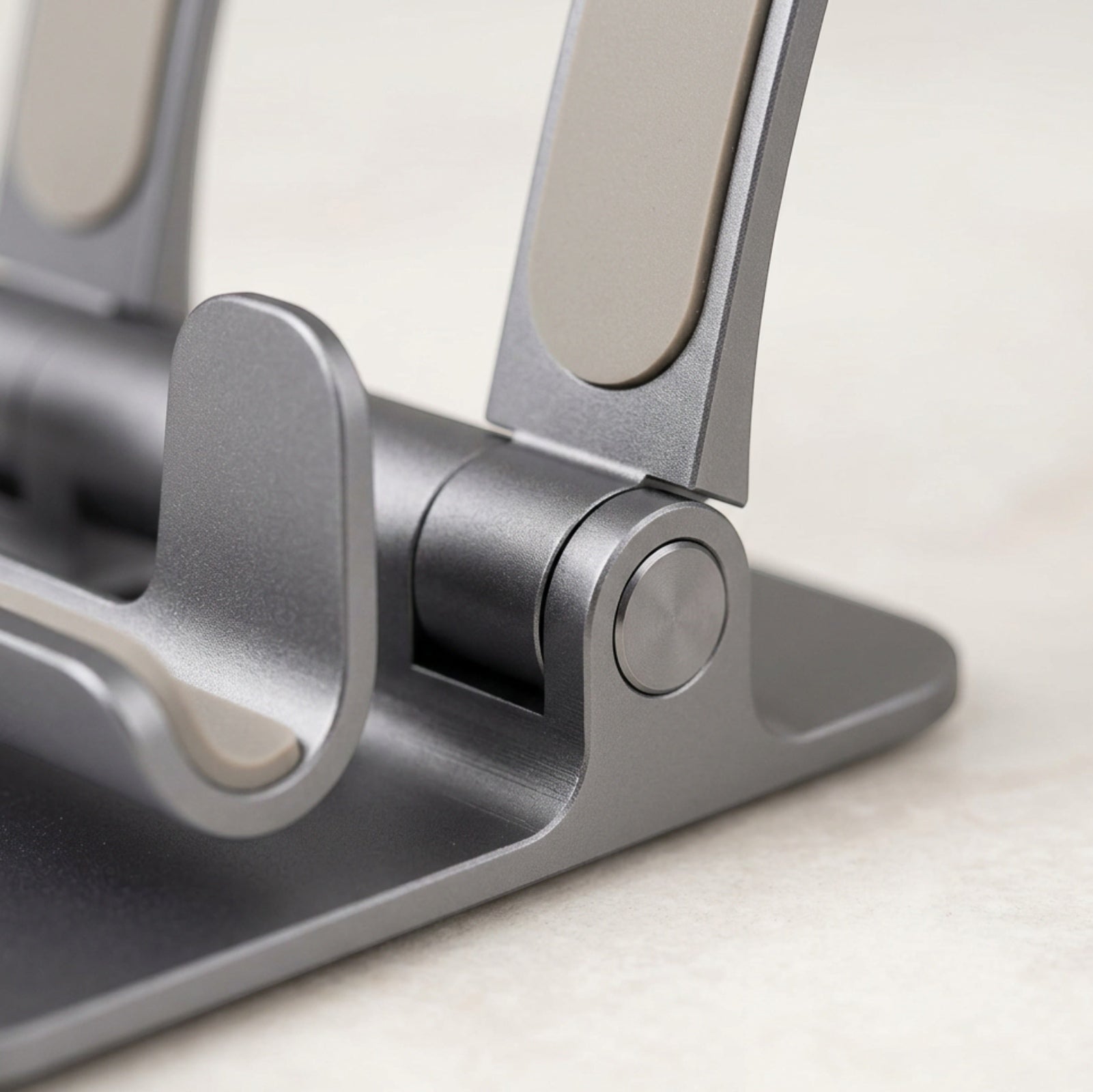 Sndyj Pivotdock Foldable Phone Stand Graphite